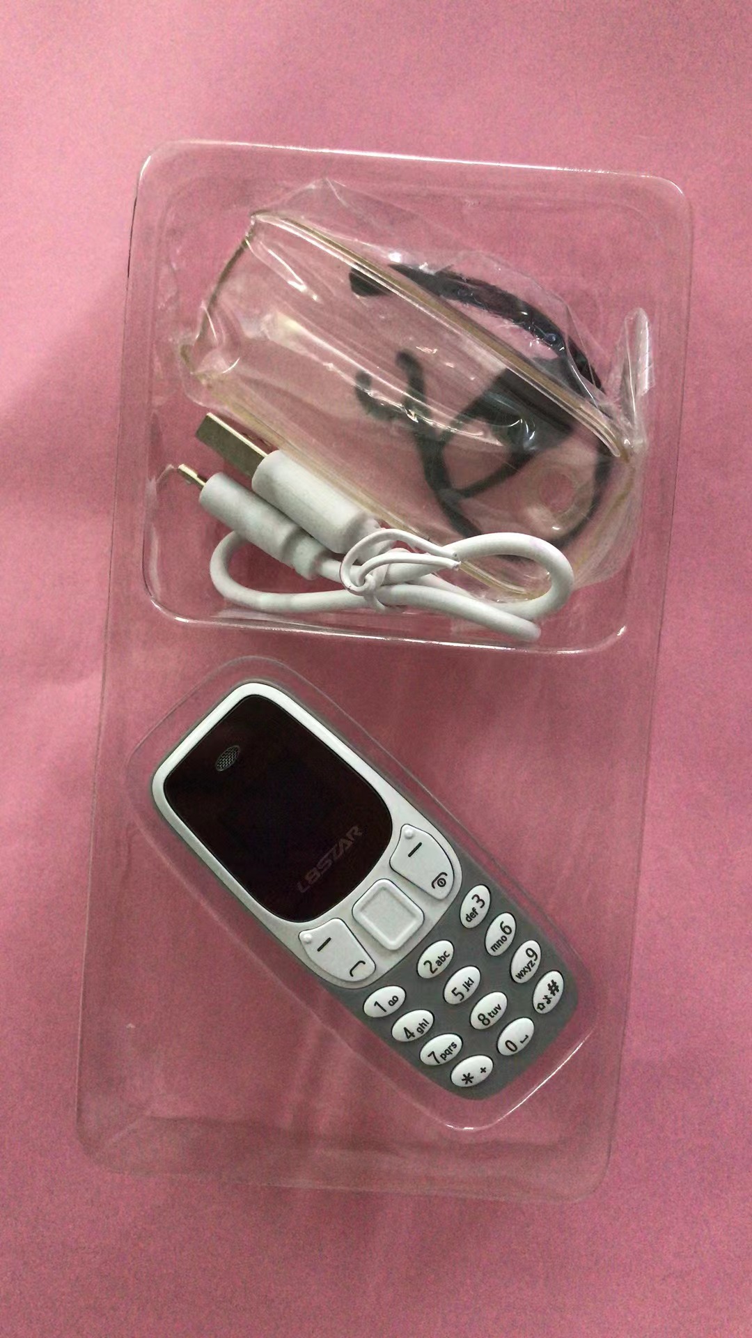 الهاتف الأصغر فى العالم بشريحتين - Image 4