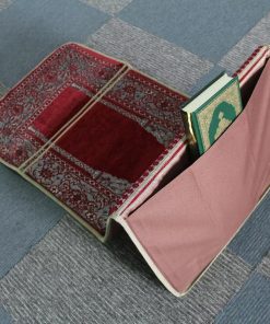 سجادة صلاة مريحة بتكاية