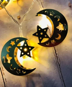 ⁦زينة مصابيح على شكل نجوم وقمر⁩ - الصورة ⁦3⁩